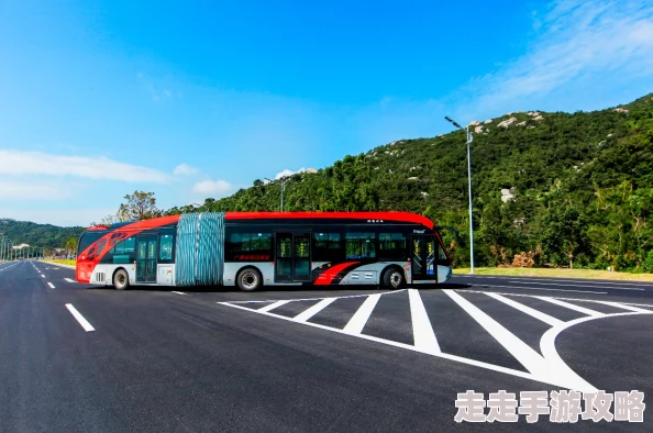 公交车诗晴：在城市的喧嚣中寻找宁静与灵感的旅程，记录每一次出行的美好瞬间与心灵感悟